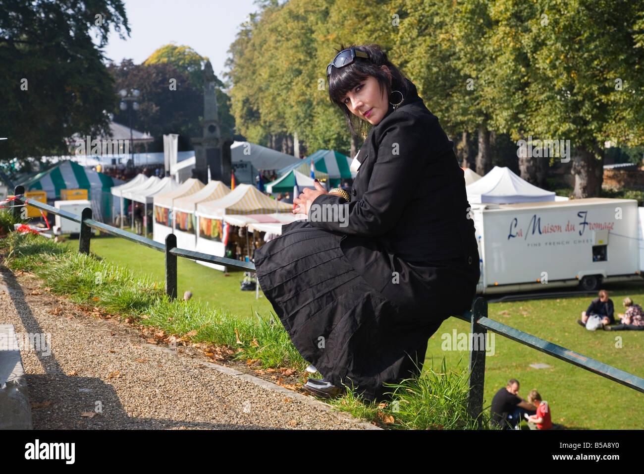 Ein Mädchen in Canterbury Euro Designfestivals 2008 Stockfoto