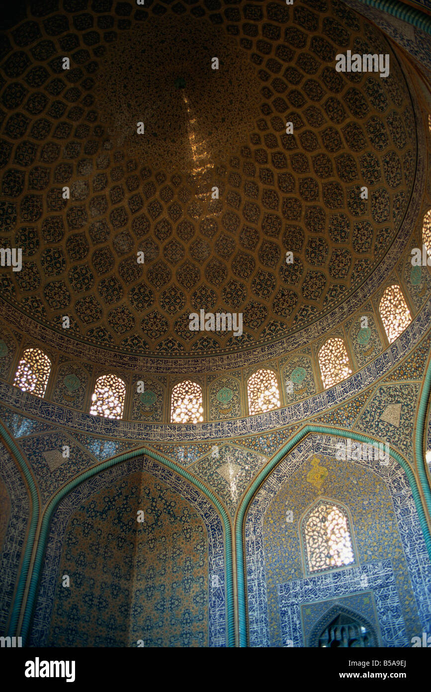 Innere des Sheikh Lotfollah-Moschee, erbaut zwischen 1602 und 1619, Isfahan, Iran, Naher Osten Stockfoto