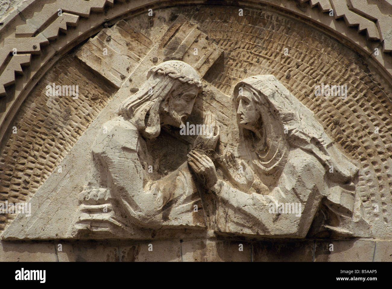 Skulptur an der 4. Station des Kreuzweges an der Via Dolorosa in der Altstadt von Jerusalem, Israel, Naher Osten Stockfoto