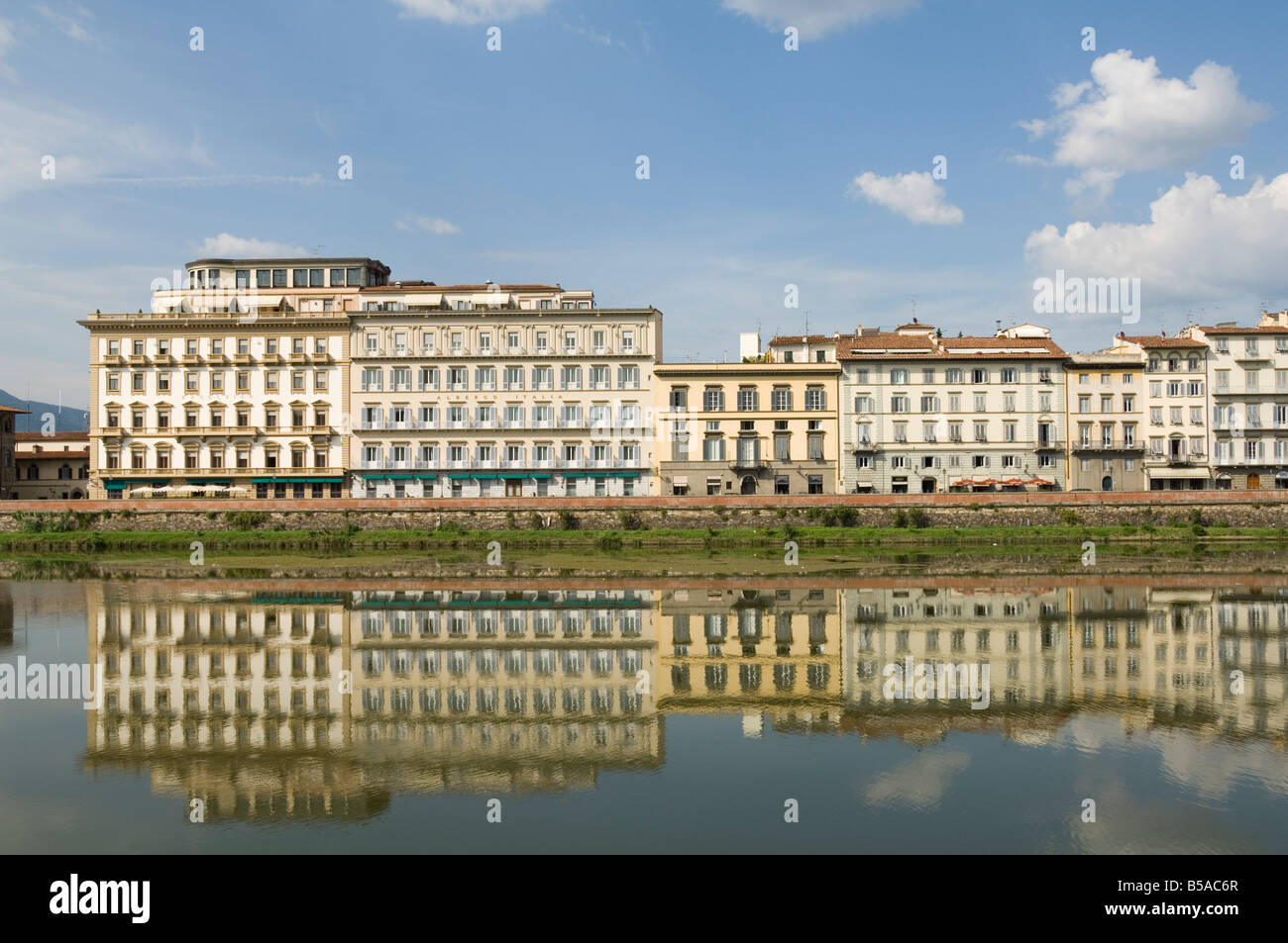 Fluss Arno, Florenz (Firenze), Toskana, Italien, Europa Stockfoto