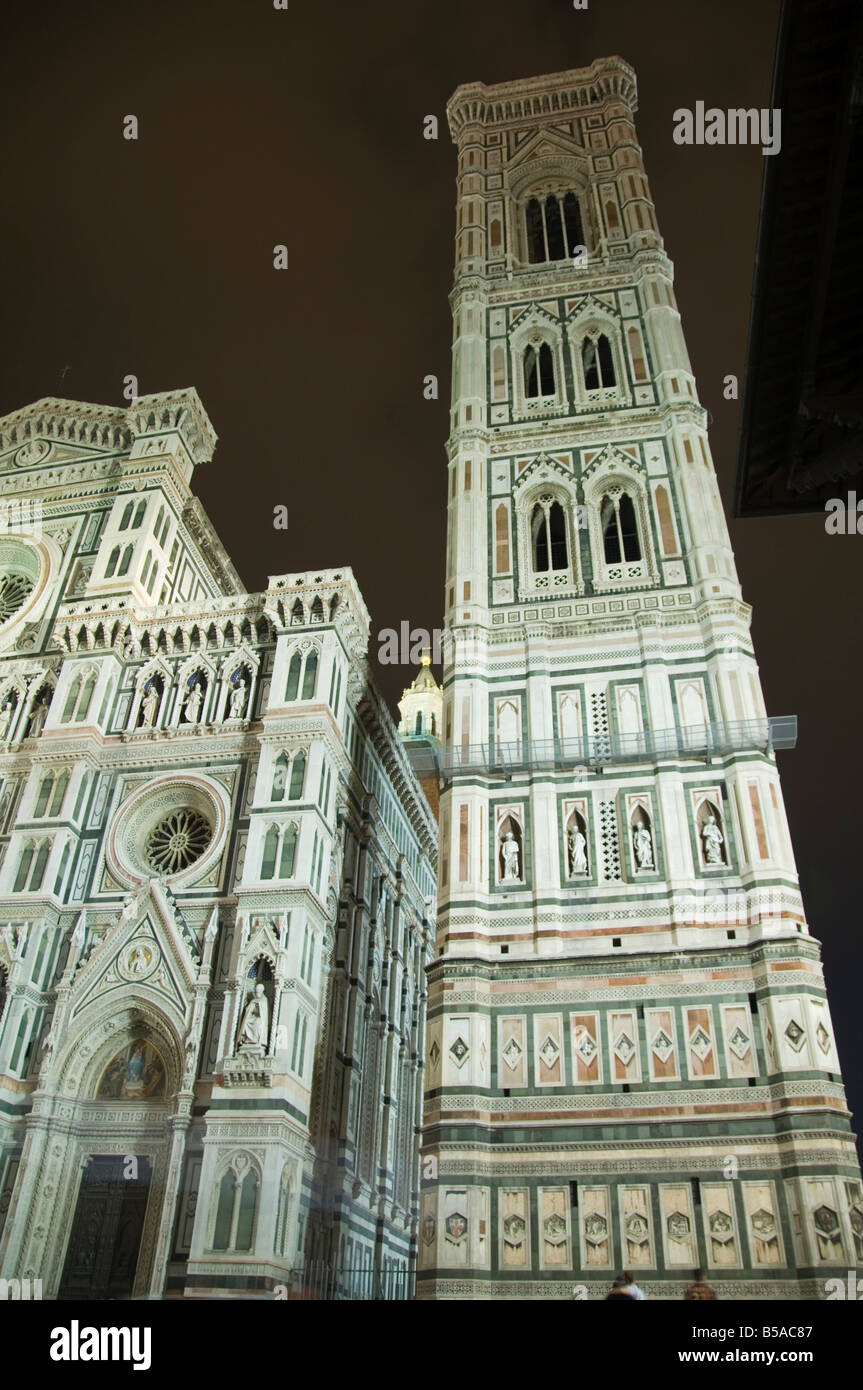 Duomo (Kathedrale) und Campanile di Giotto, UNESCO-Weltkulturerbe, Florenz (Firenze), Toskana, Italien, Europa Stockfoto