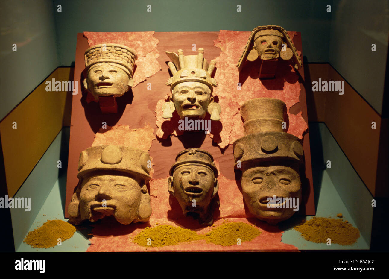 Maya und anderen Pre Columbian Artefakte Museum für Anthropologie und Geschichte Merida Yucatan Mexiko Nordamerika Stockfoto