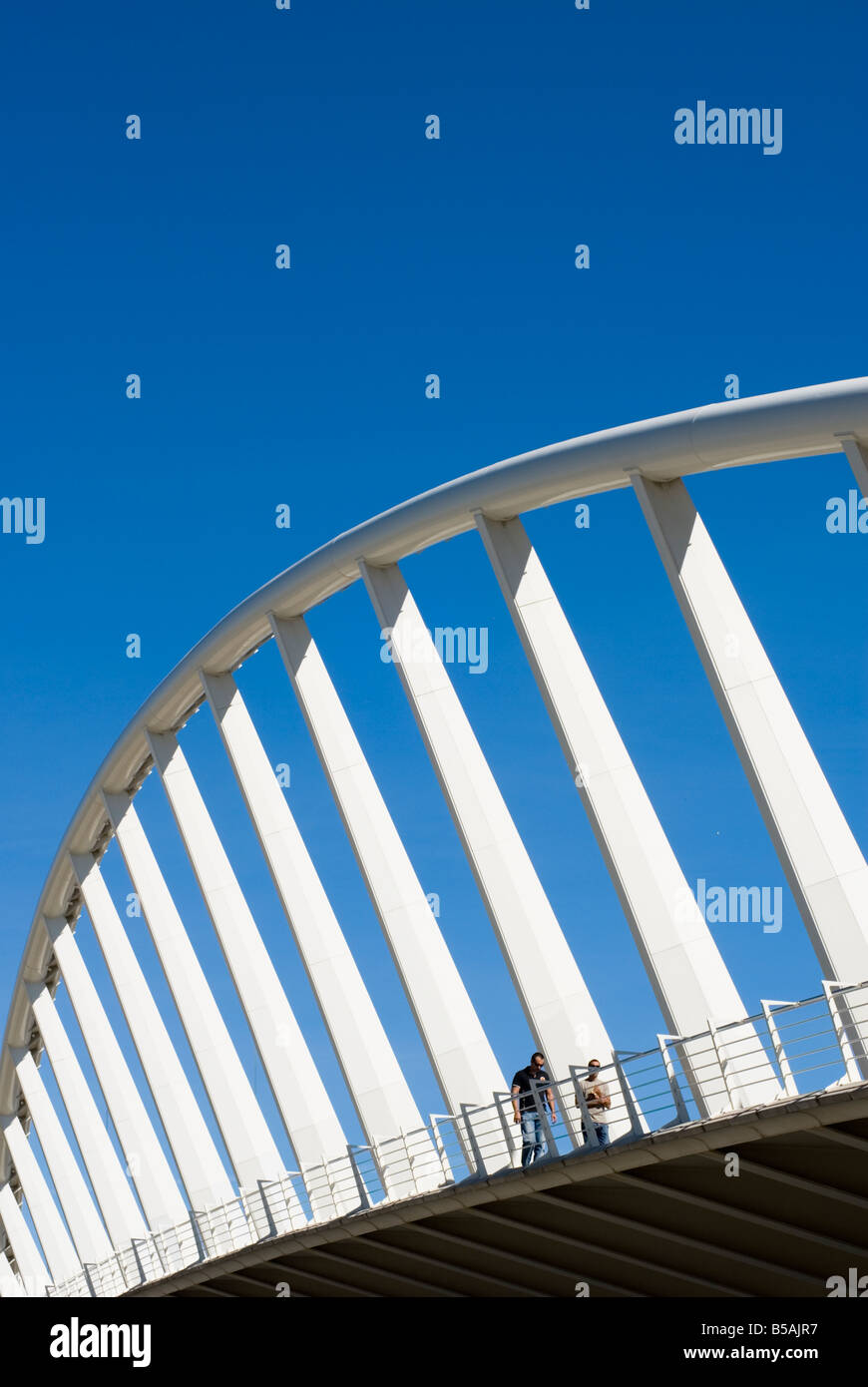 Puente De La Exposicion von berühmten valencianischen Architekten Santiago Calatrava entworfen. Valencia, Spanien Stockfoto