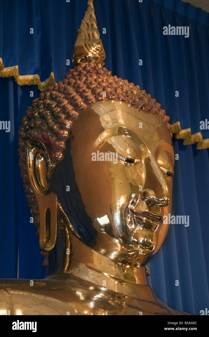 Solid Gold Buddha im Sukhothai Traimit Tempel, Bangkok, Thailand, Südostasien Stockfoto