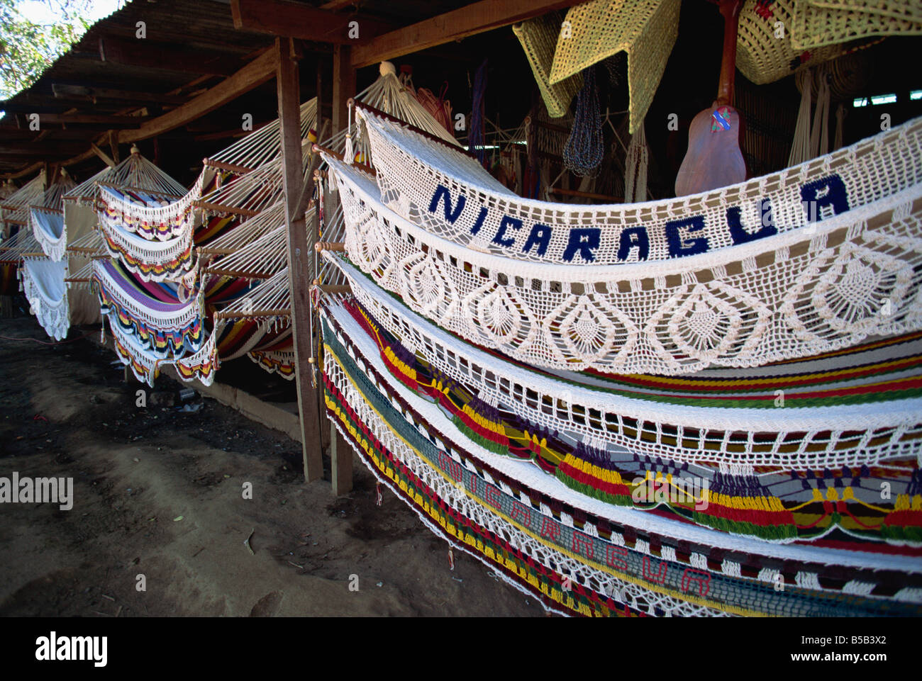 Aufwendige Hängematten zum Verkauf in den Markt, Masaya, Nicaragua, Mittelamerika Stockfoto