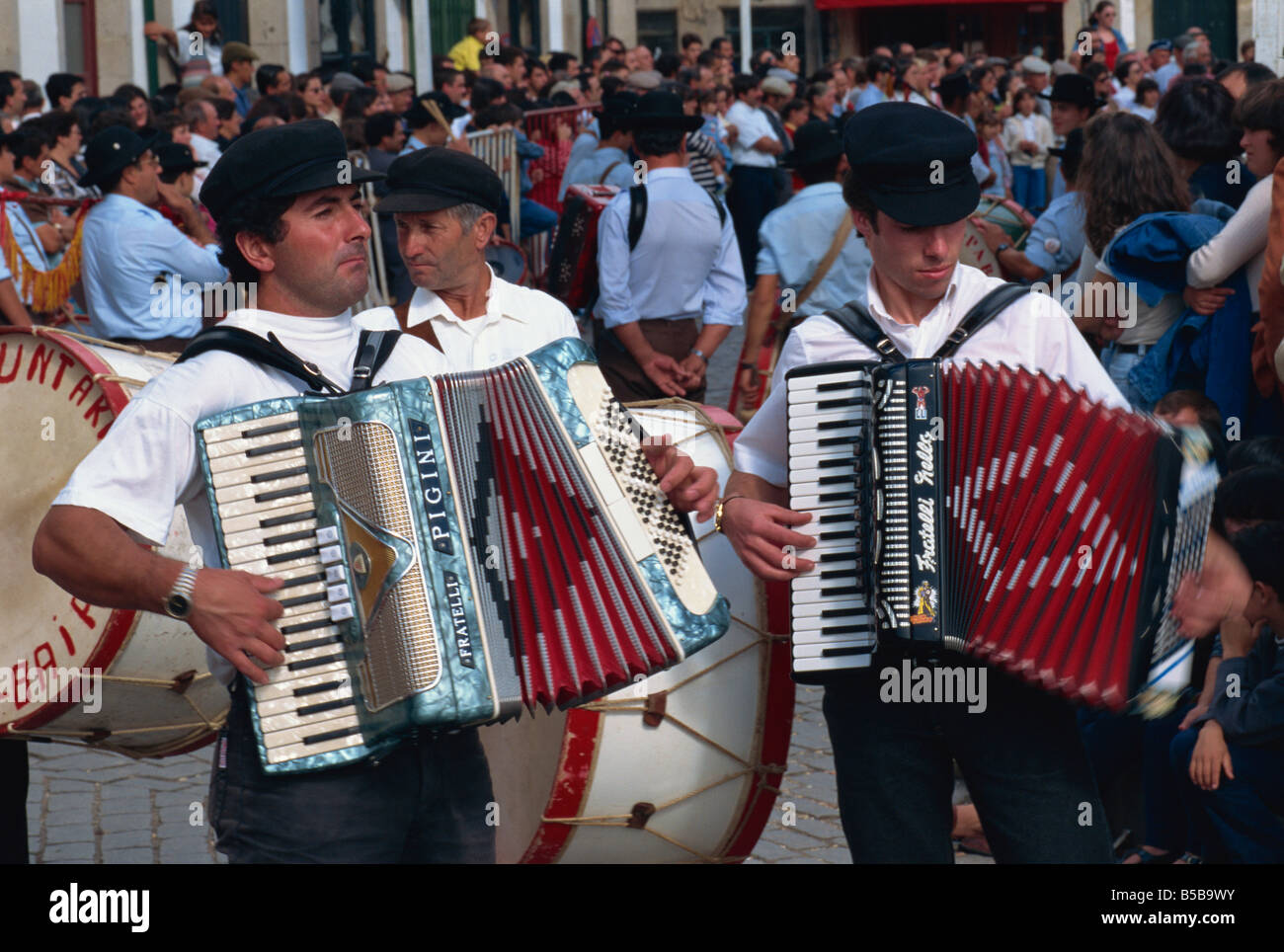 Akkordeons, neue Messen-Parade, Ponte de Lima, Minho, Portugal, Europa Stockfoto
