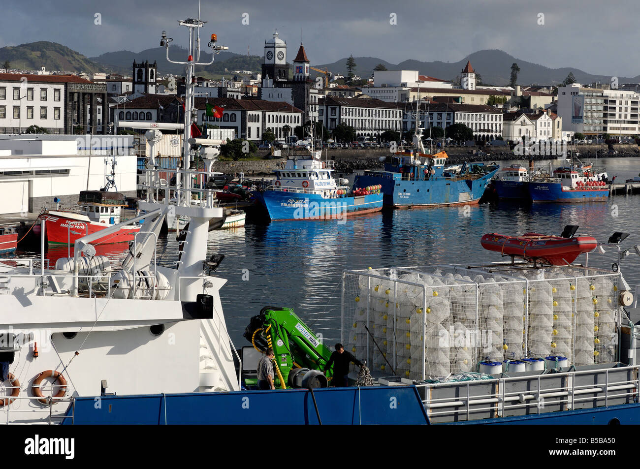 Der Hafen von Ponta Delgada, Sao Miguel Island, Azoren, Portugal, Europa Stockfoto