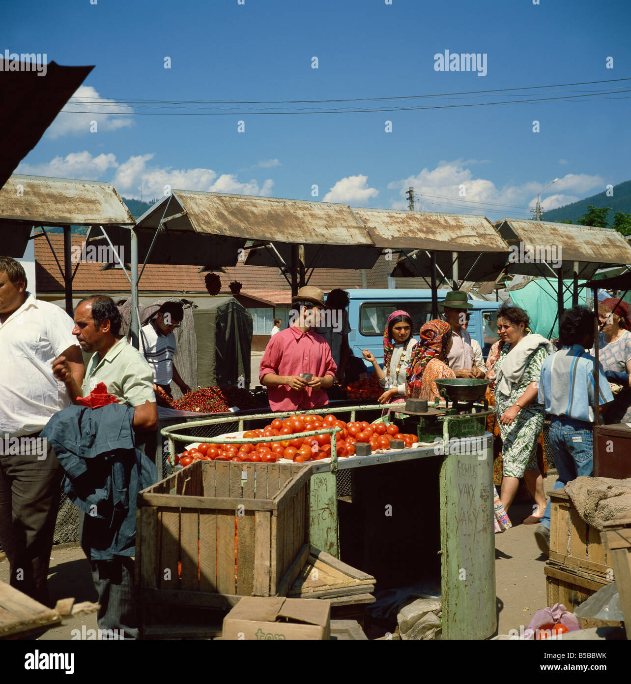 Markt unter freiem Himmel essen, Vatra Dornei, Moldavien, Rumänien, Europa Stockfoto