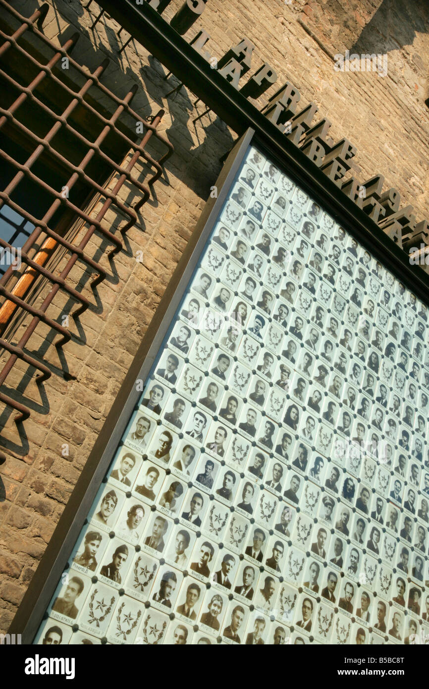 Denkmal für italienische Partisanen getötet in der Résistance im 2. Weltkrieg kämpfen. Piazza del Nettuno, Bologna, Italien. Stockfoto