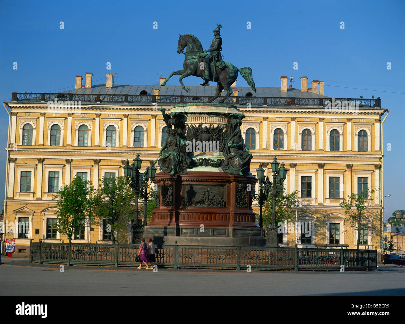 Statue von Nikolaus Platz I auf dem Pferderücken in St Isaac s in St Petersburg Russland Europa Stockfoto