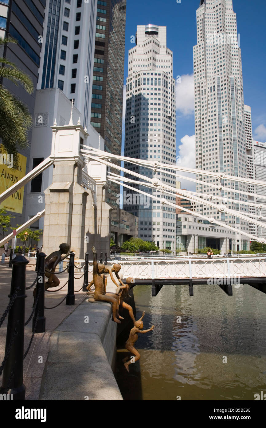 Die erste Generation-Bronze-Skulptur von Chong Fah Cheong Jungs springen in Fluss, Singapur, Asien Stockfoto