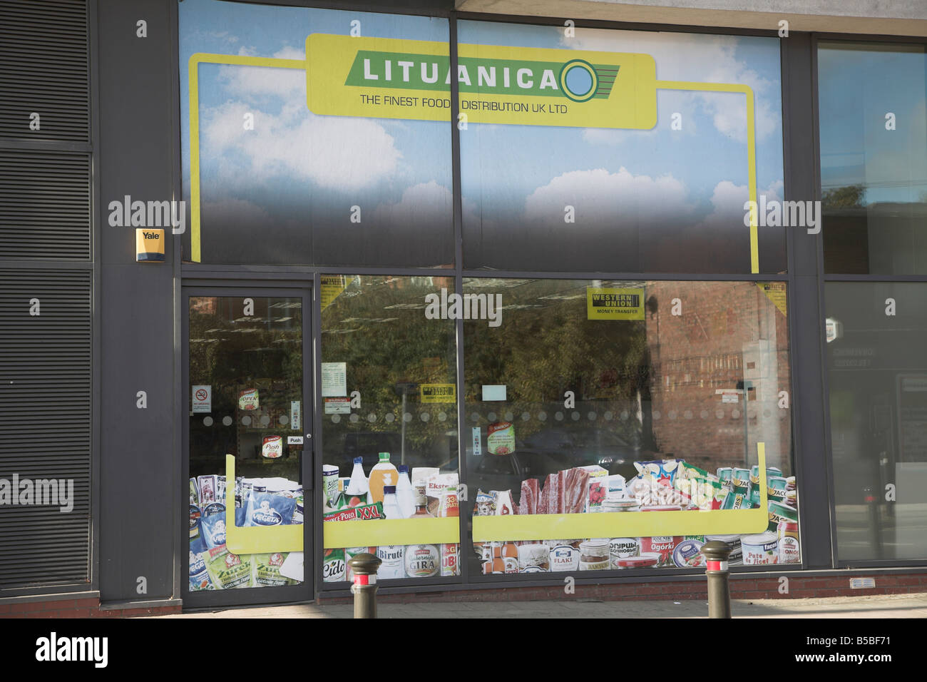Importierte Lebensmittel aus Osteuropa Litauen Lituanica Shop Ipswich Suffolk England Stockfoto
