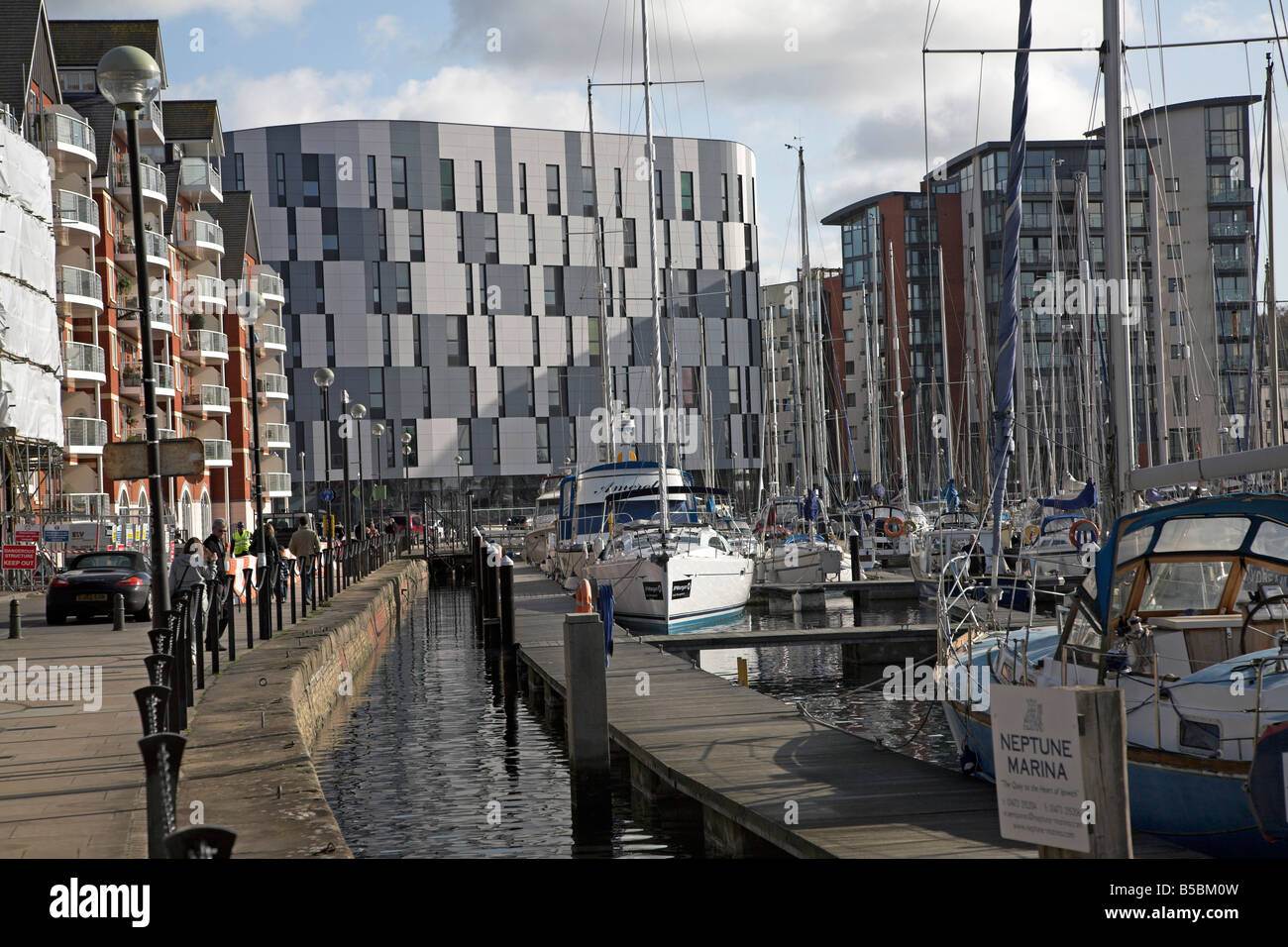 Marina und Waterfront Sanierung Ipswich Wet Dock Suffolk England Stockfoto