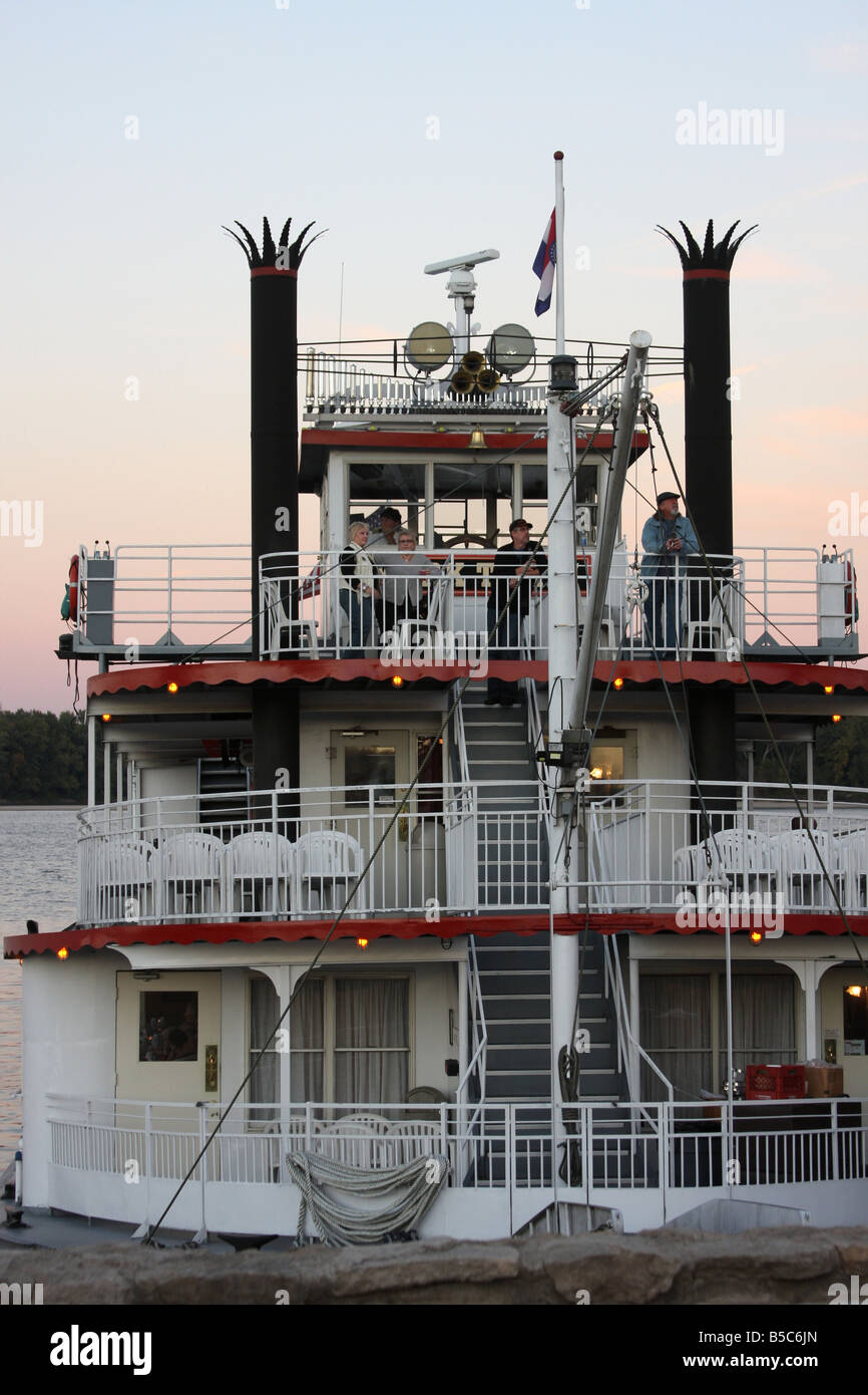 Das Mark Twain Paddel Dampfschiff am dock am Mississippi River Hannibal Missouri Stockfoto
