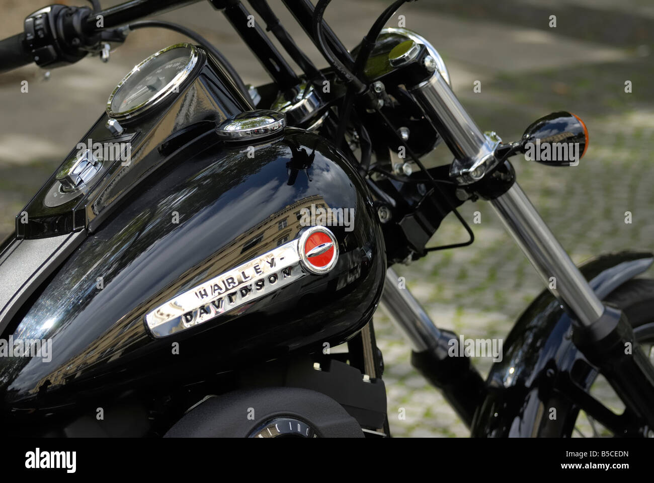 Harley Davidson Custom Motorrad Chrom Motor detail Stockfotografie Alamy