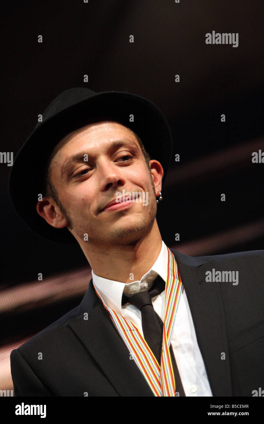 Valentino Rossi Presneted mit seinem 2008 Motogp gold-Medaille bei der Fim-Präsentation in Valencia, Spanien Stockfoto