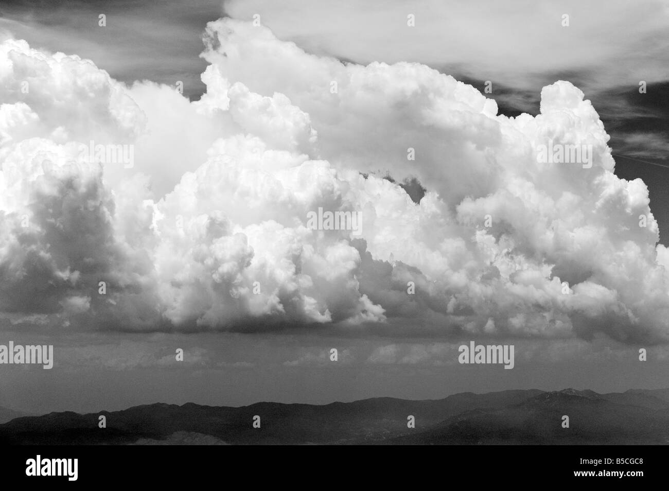 Luftaufnahme über Cumulus und Cumulonimbus Wolken West-Texas Stockfoto