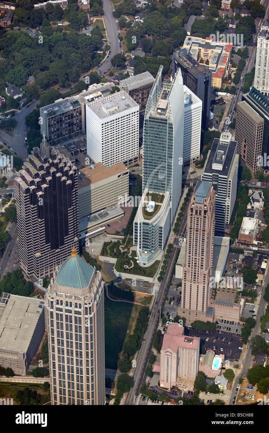 Luftbild oben 1180 Peachtree Street und anderen Midtown Atlanta Georgia Bürogebäude von Kanzleien König & Spaulding Stockfoto