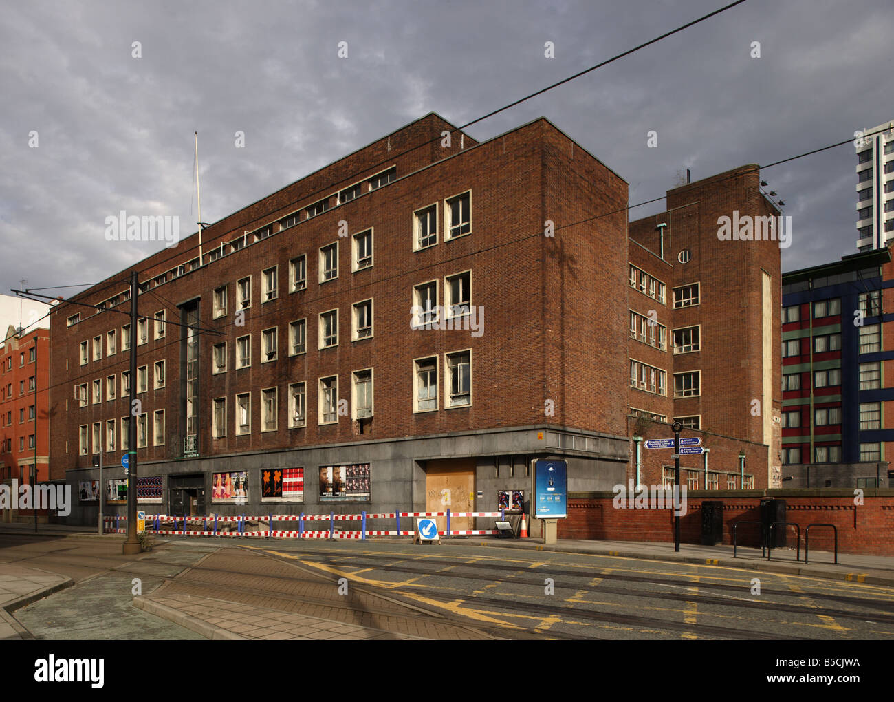 Ehemalige Abteilung der sozialen Sicherheit Gebäude warten in Manchester UK abgerissen werden Stockfoto