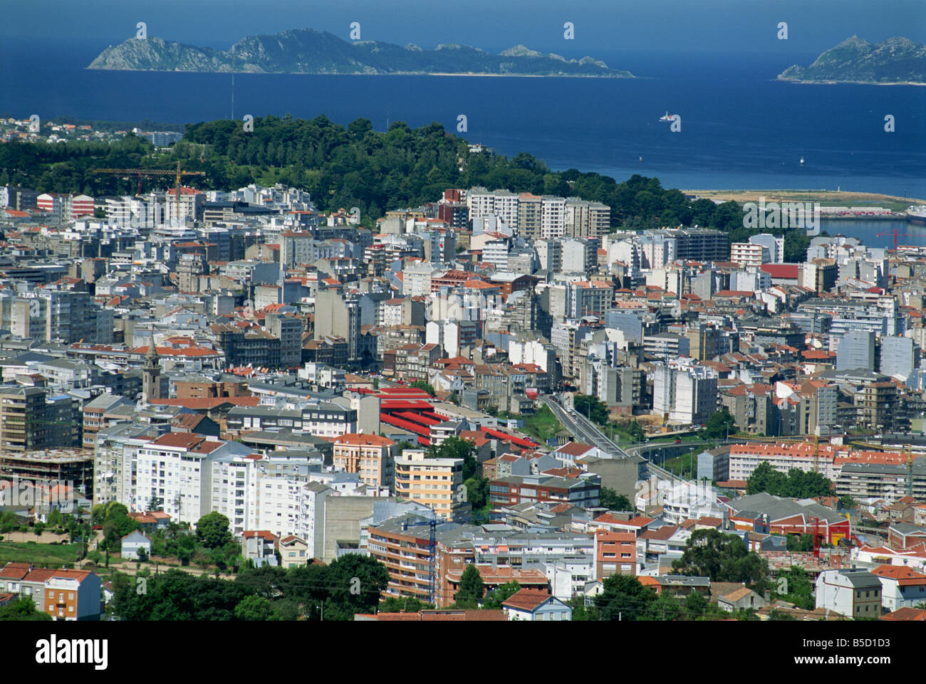 Die Stadt und den Ria de Vigo Islas Cies in der Ferne Vigo Galizien Spanien Europa Stockfoto