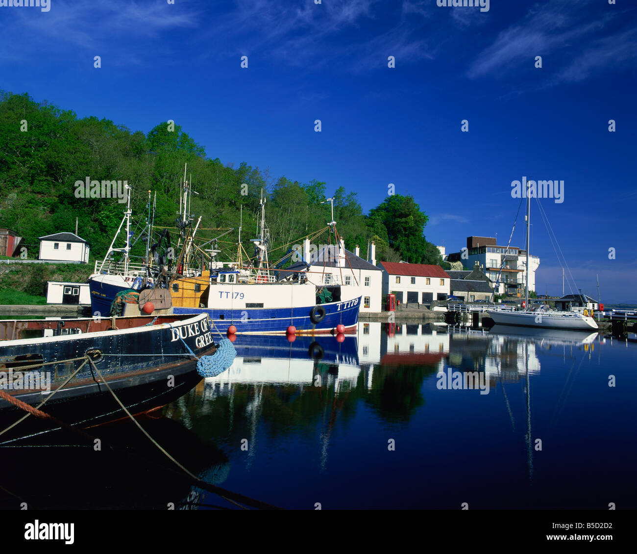 Boote auf der Crinan Canal Crinan Strathclyde Schottland England K Collins Stockfoto