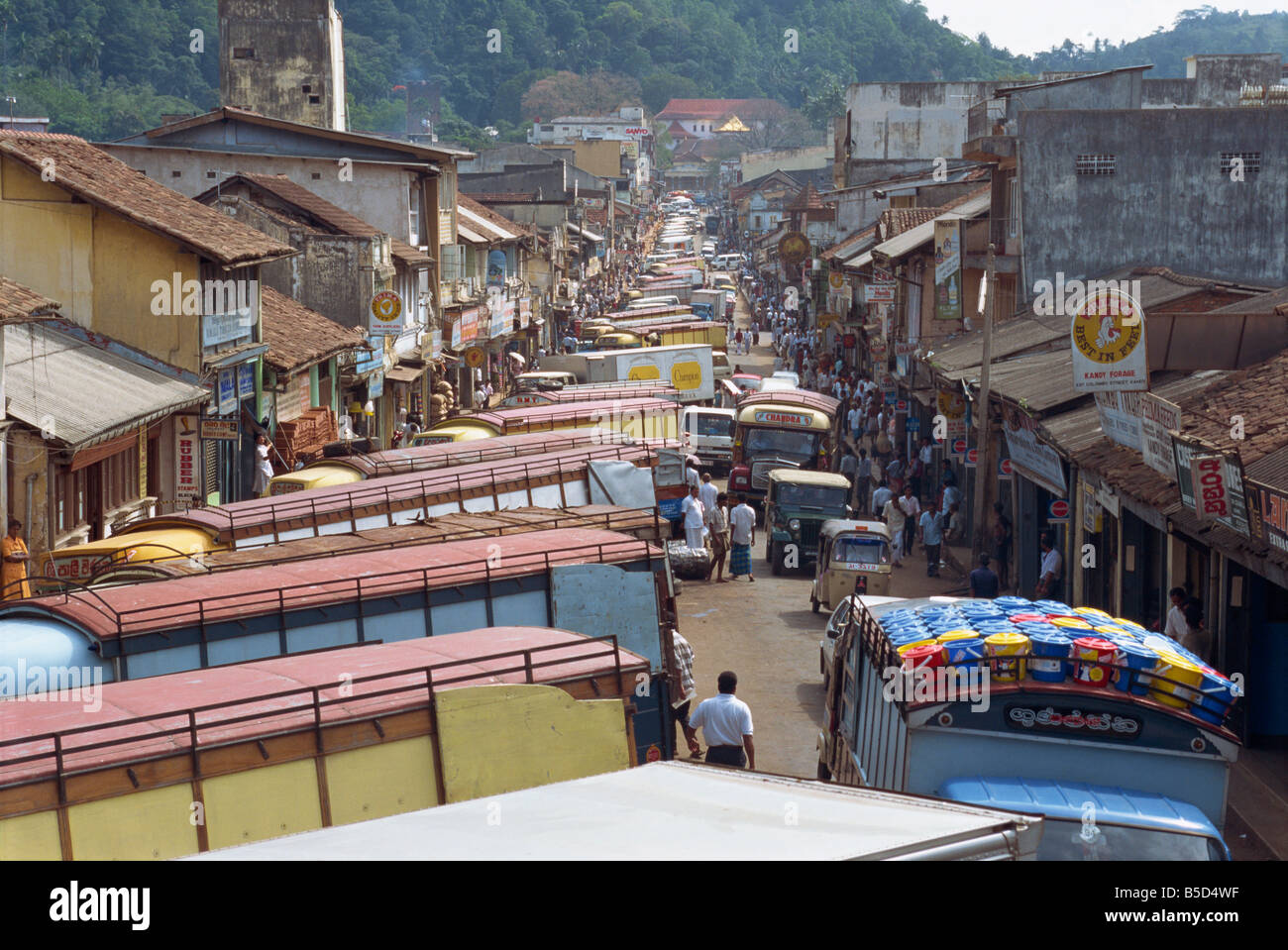 Busy street Kandy Sri Lanka Asien Stockfoto