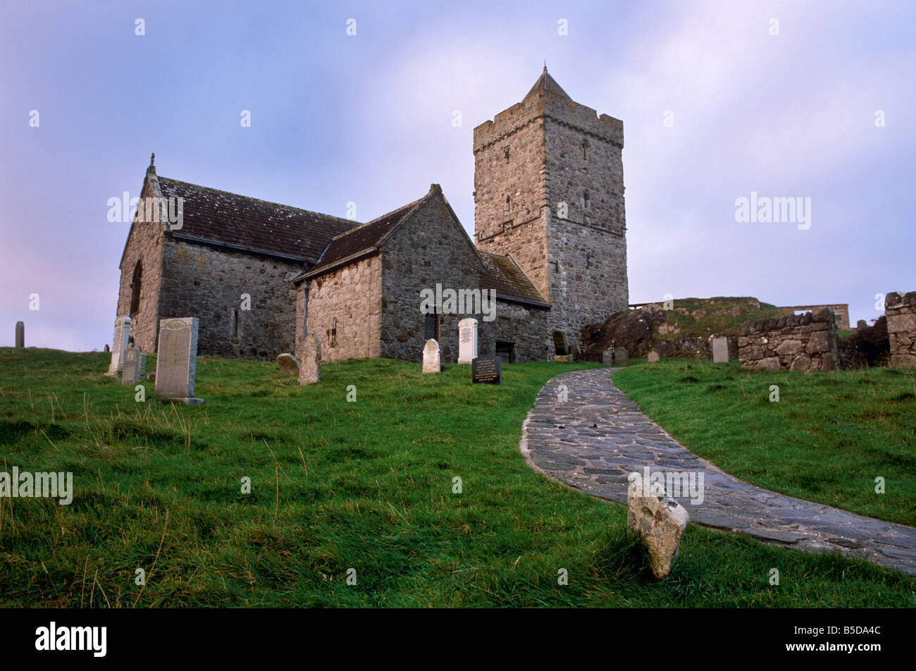 Grab von Alasdair Crotach MacLeod of Skye und St. Clemens Kirche, in der Nähe von Rodel, South Harris, äußeren Hebriden, Schottland, Europa Stockfoto