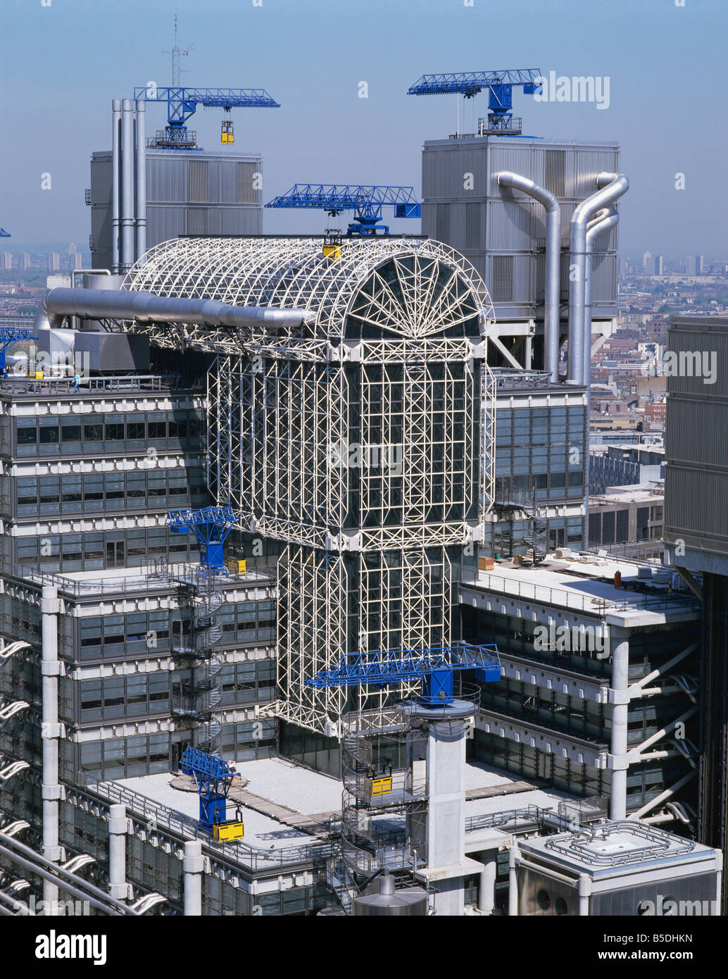 Das Lloyds-Gebäude, entworfen von Richard Rogers City of London London England UK W Rawlings Stockfoto