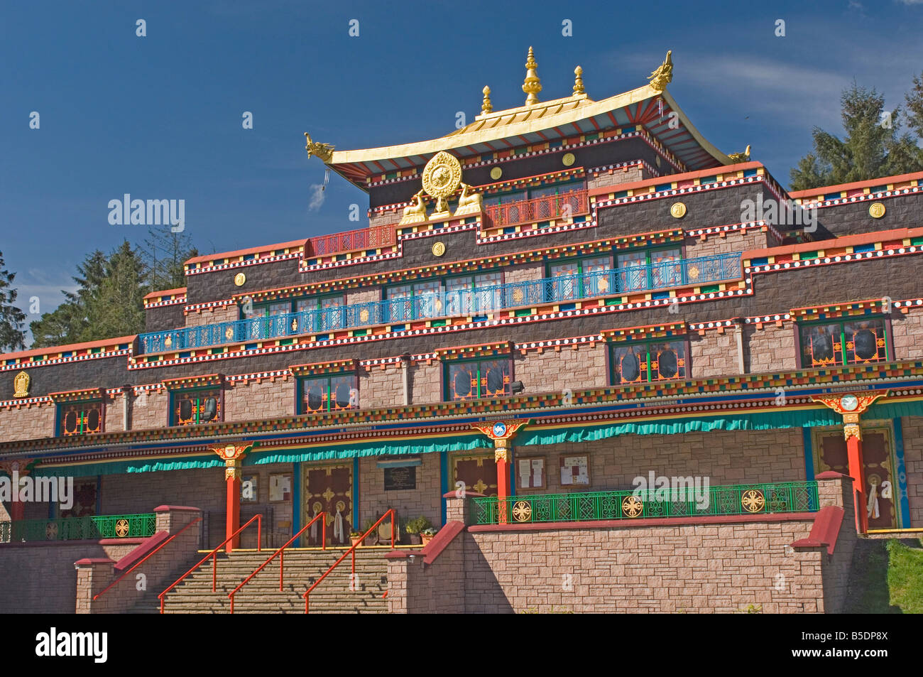 Der Tempelbau, Kagyu Samye Ling Kloster und Tibetan Centre, Eskdalemuir, Dumfries and Galloway, Schottland, Europa Stockfoto