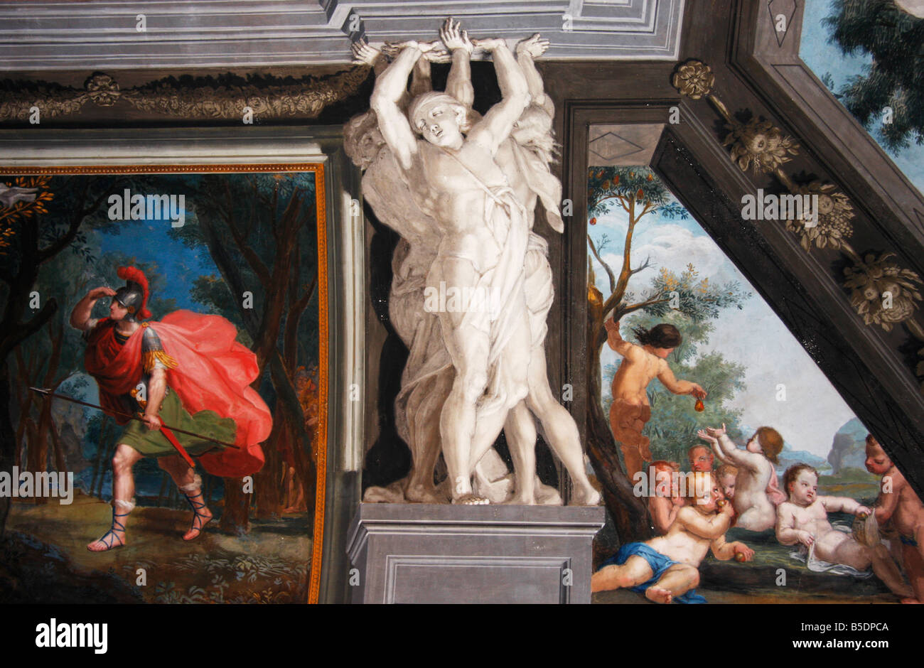 Jesi der schillerndste Gebäude ist Palazzo Pianetti die langen Galerien sind ein Feuerwerk der Stuck mit herrlichen decken Stockfoto