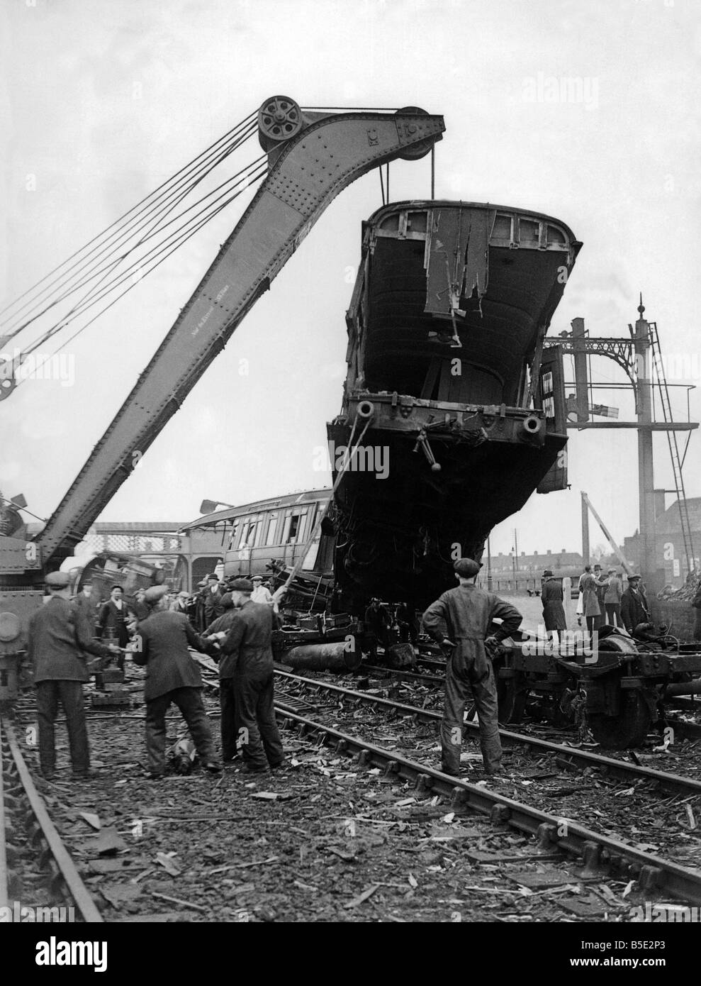 Das Wrack in Welwyn Garden City Station nach der Mitternacht Schiene Katastrophe, wenn eine Depesche von Kings Cross lief in der Schlafwagen nach Edinburgh. ; Juni 1935 Stockfoto