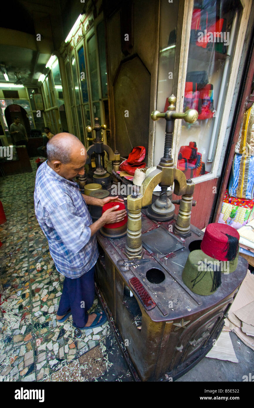 Hüte machen im islamischen Kairo letzte Tarbusch Hutmacher in Kairo Stockfoto