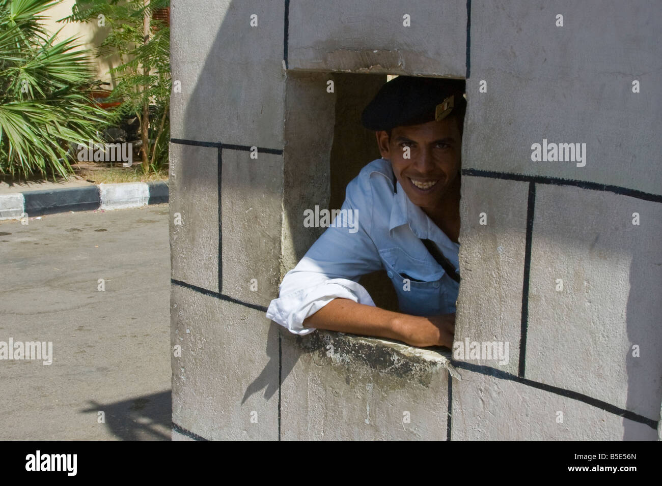 Tourismus-Polizei in Luxor Ägypten Stockfoto