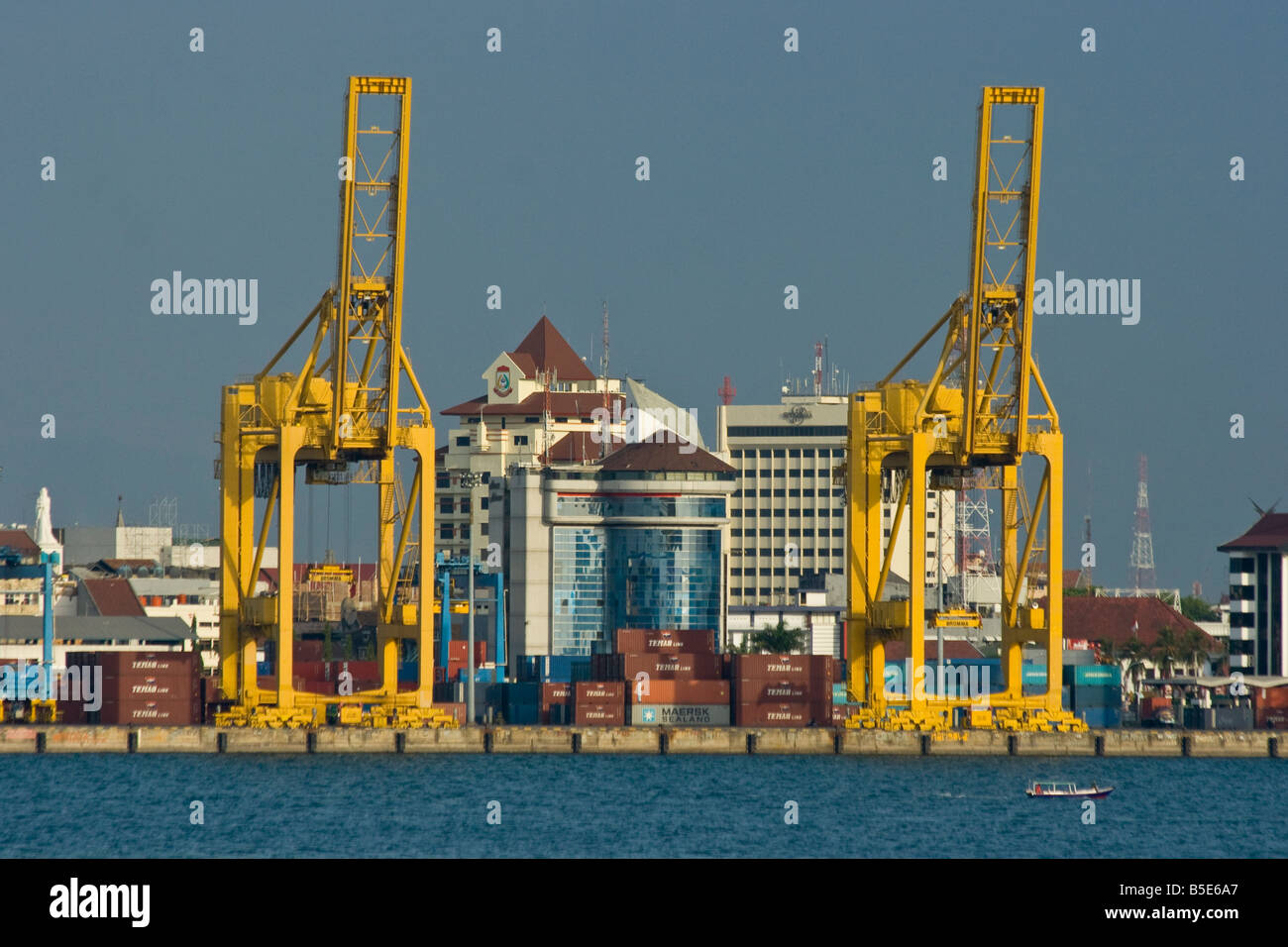 Verschiffungshafen in Makassar auf Sulawesi in Indonesien Stockfoto