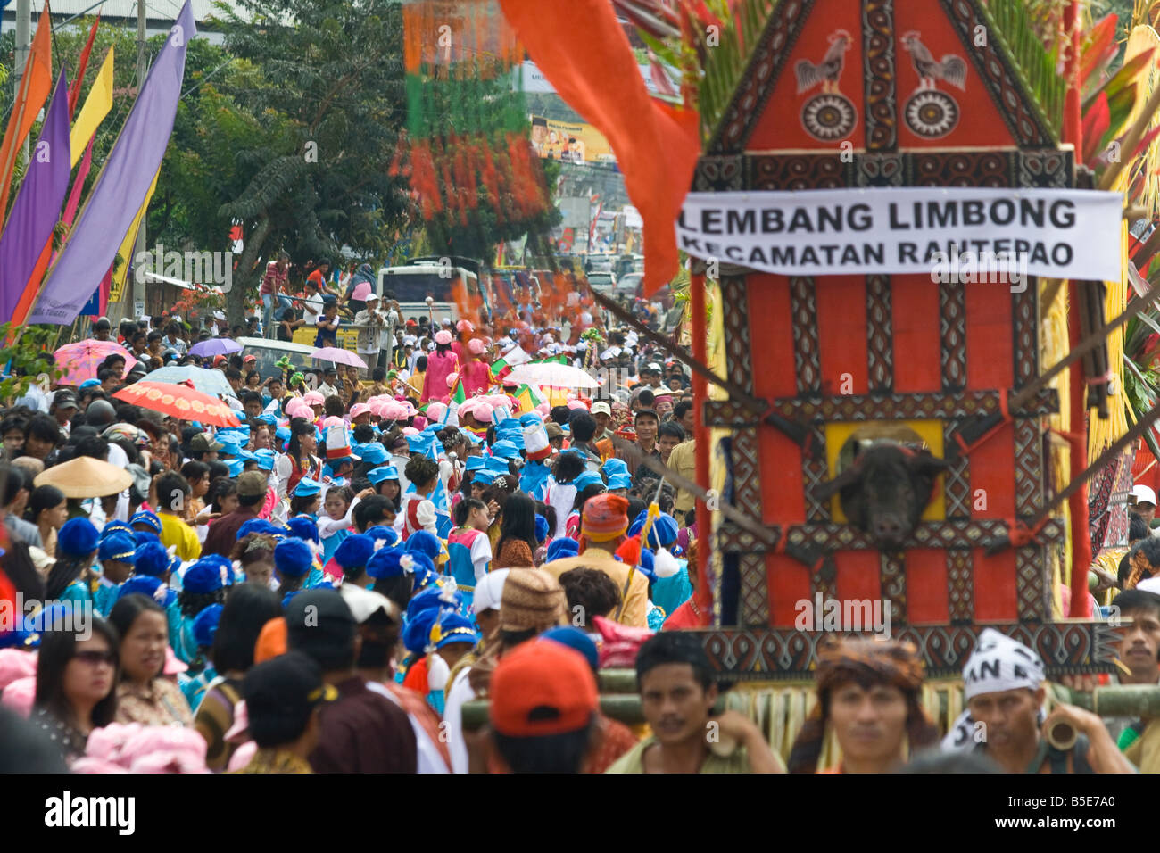 National Day Festival in Rantepao auf Sulawesi in Indonesien Stockfoto