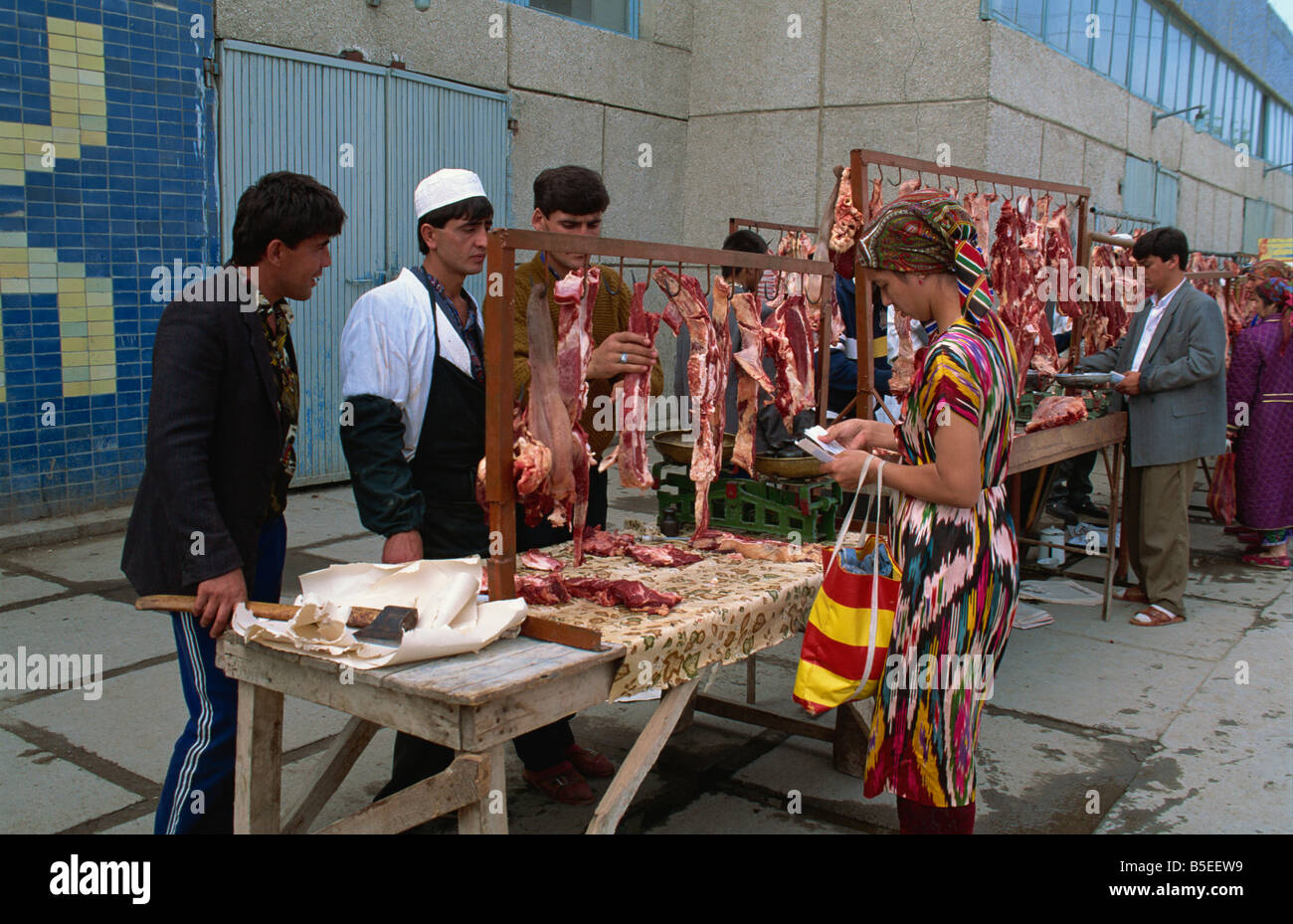 Fleisch-Stände auf dem Basar Buchara Usbekistan Zentralasien Asien Stockfoto