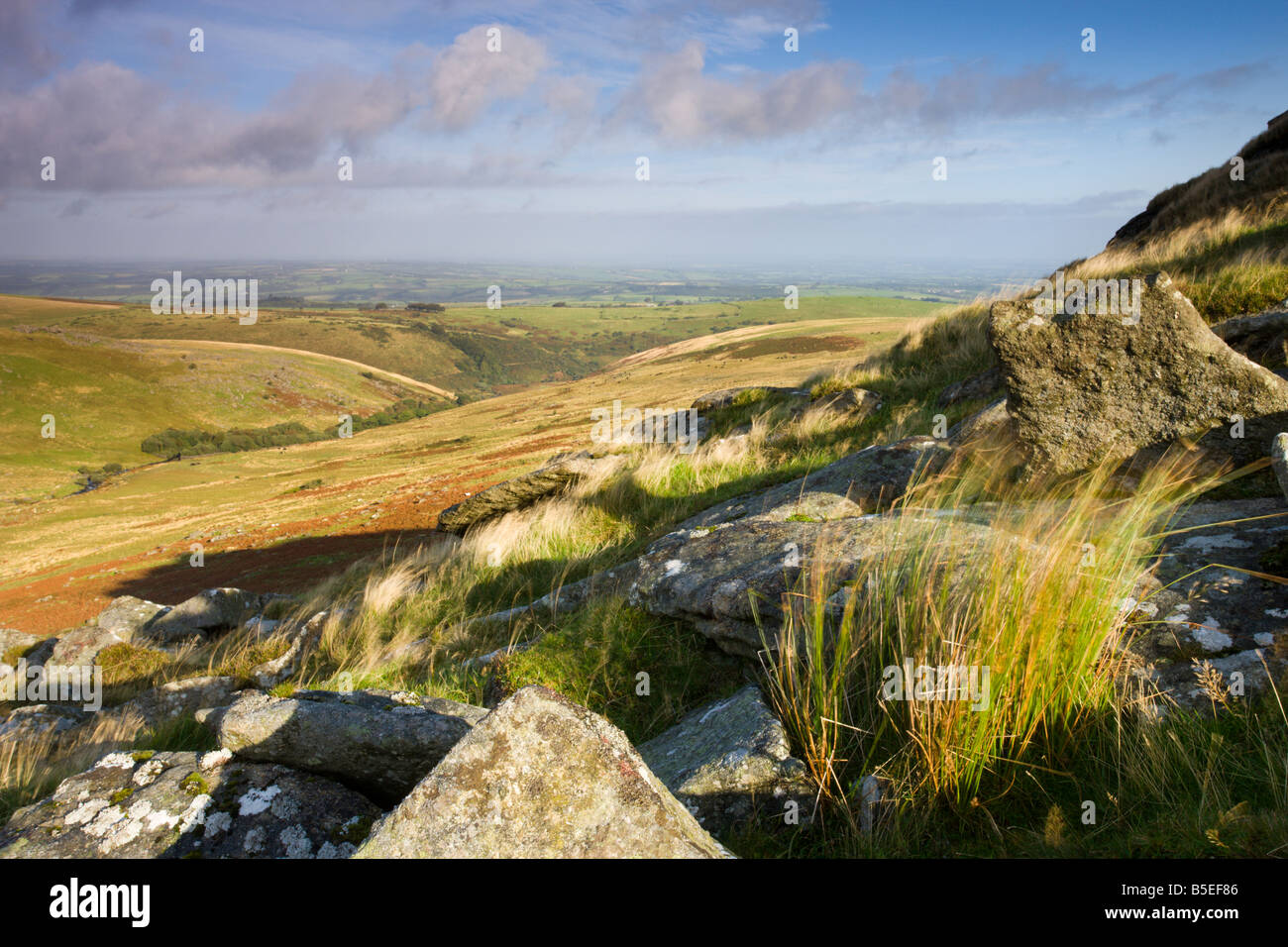 Nordwesten Dartmoor betrachtet aus schwarzen Tor Devon England Stockfoto
