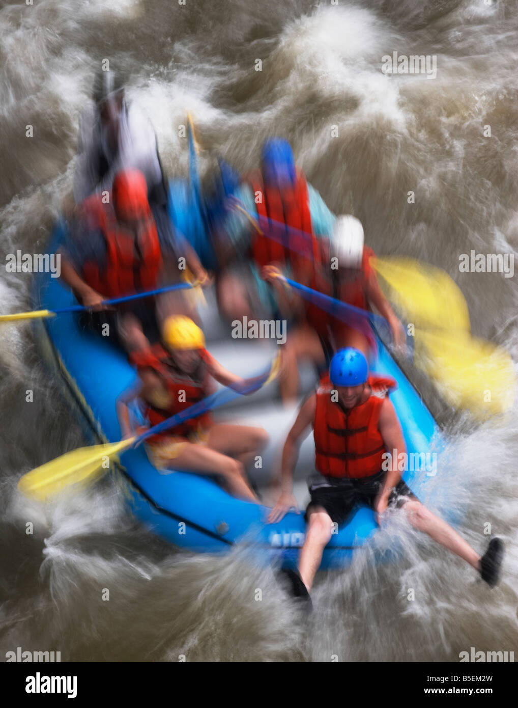 Sparren auf dem Ocoee River in Ost-Tennessee-Bild wurde mit einer langen Verschlusszeit Bewegung zeigen erschossen Stockfoto