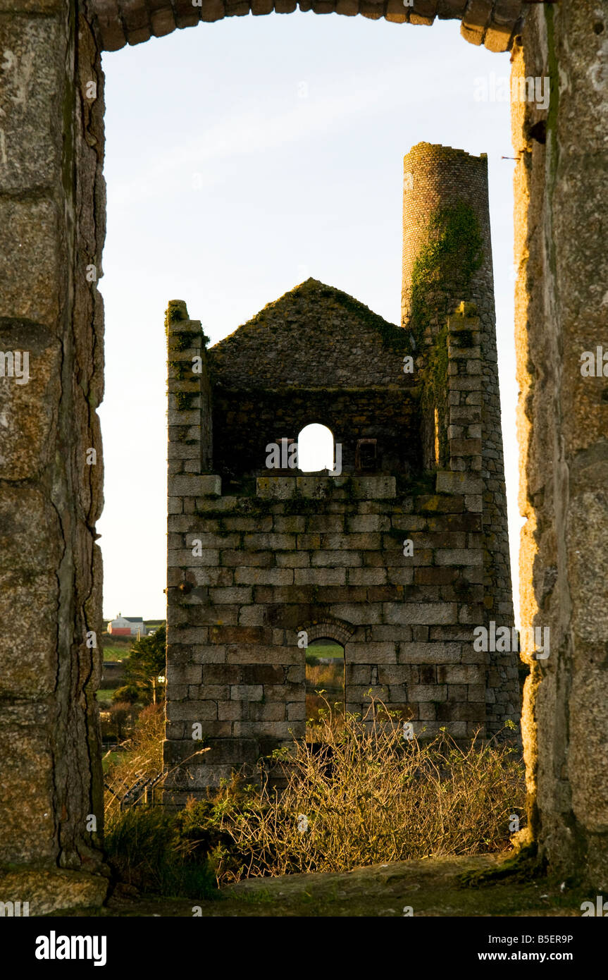 alten Cornish Zinnmine, Maschinenhaus Stockfoto