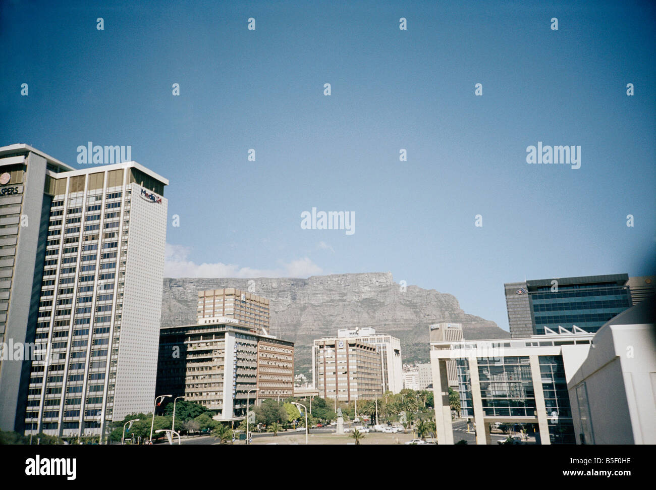 Südafrika, Western Cape, Cape Town City Centre mit dem Tafelberg im Hintergrund Stockfoto
