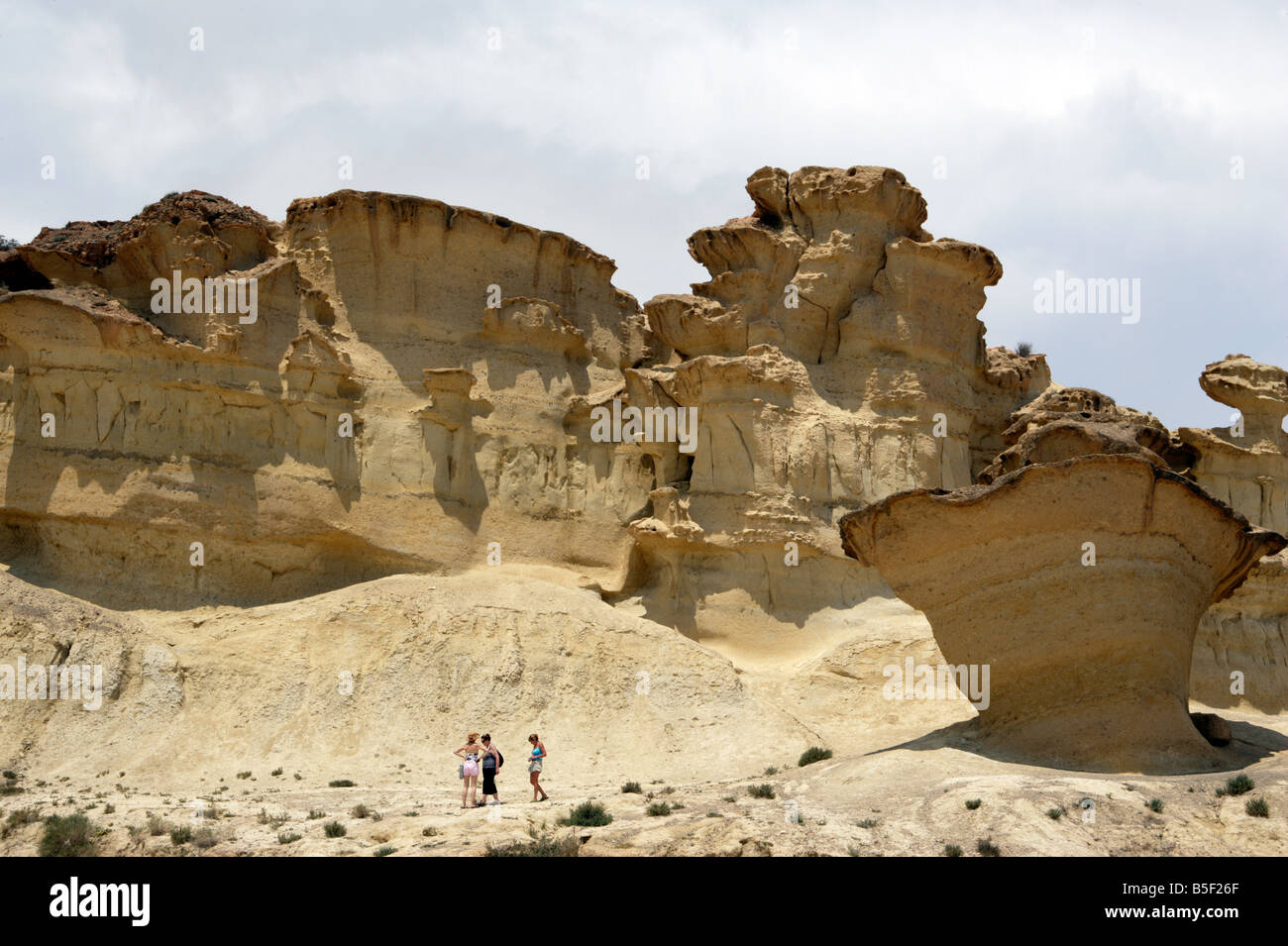 Ausgewaschene Felsen in Bolnuevo Spanien Stockfoto