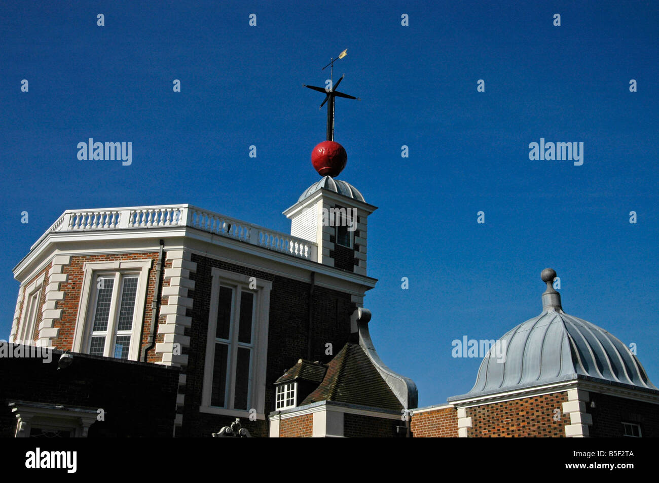 Das Royal Observatory Greenwich, Octagon Raum und Zeit-Ball Stockfoto