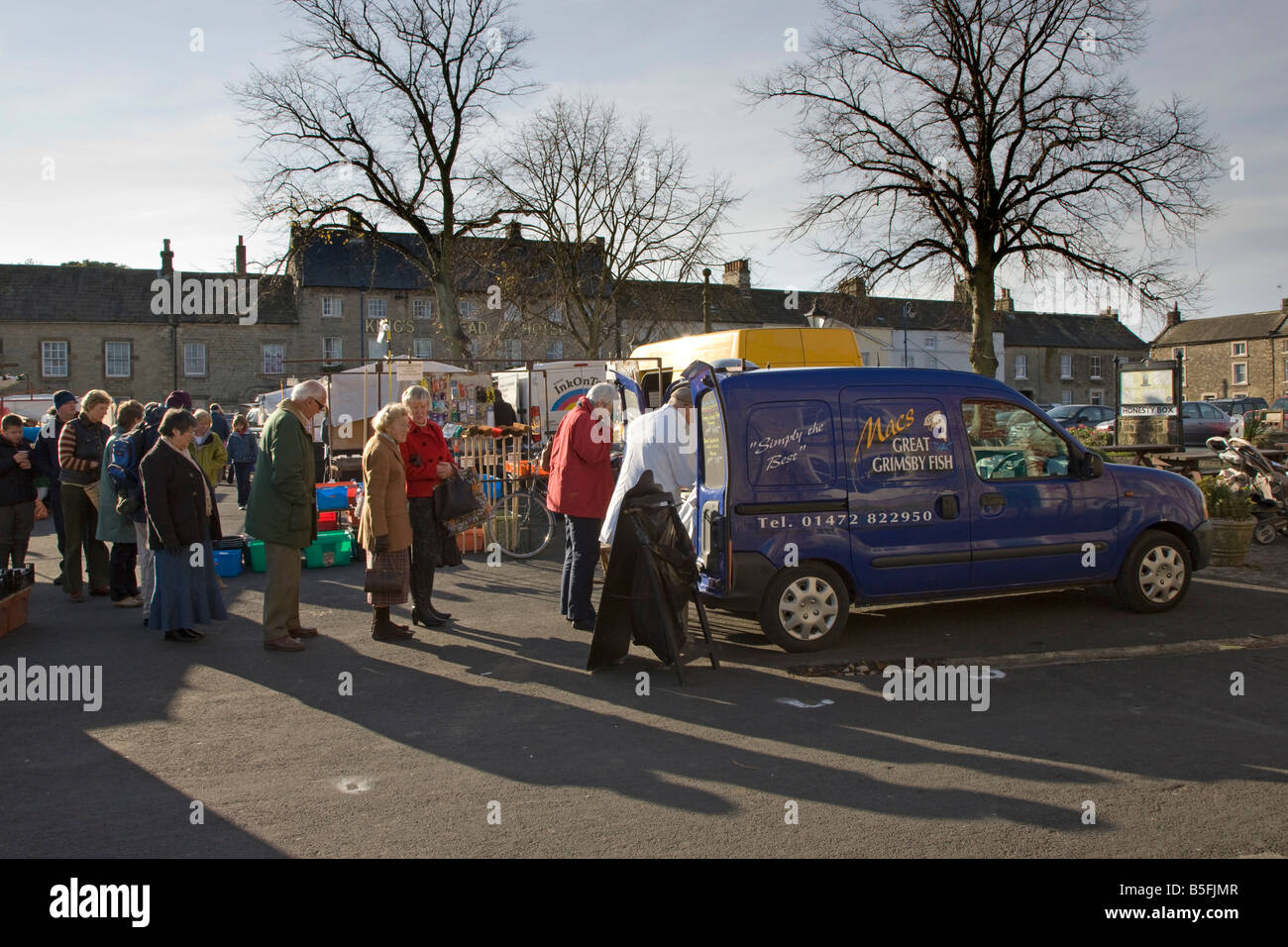 Mittwoch Markt Tag Masham eine kleine Marktstadt von North Yorkshire Stockfoto