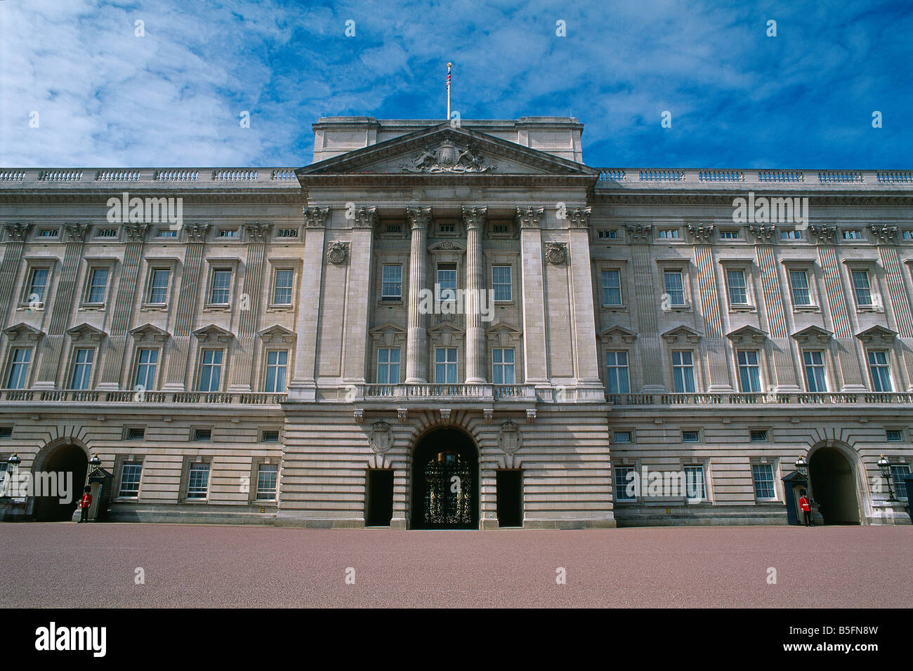 Grand Entrance Buckingham Palace Stockfotos Grand Entrance