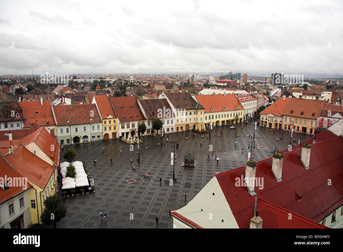 Panoramablick auf großen Platz, Sibiu, Piata Mare, Siebenbürgen, Rumänien Stockfoto