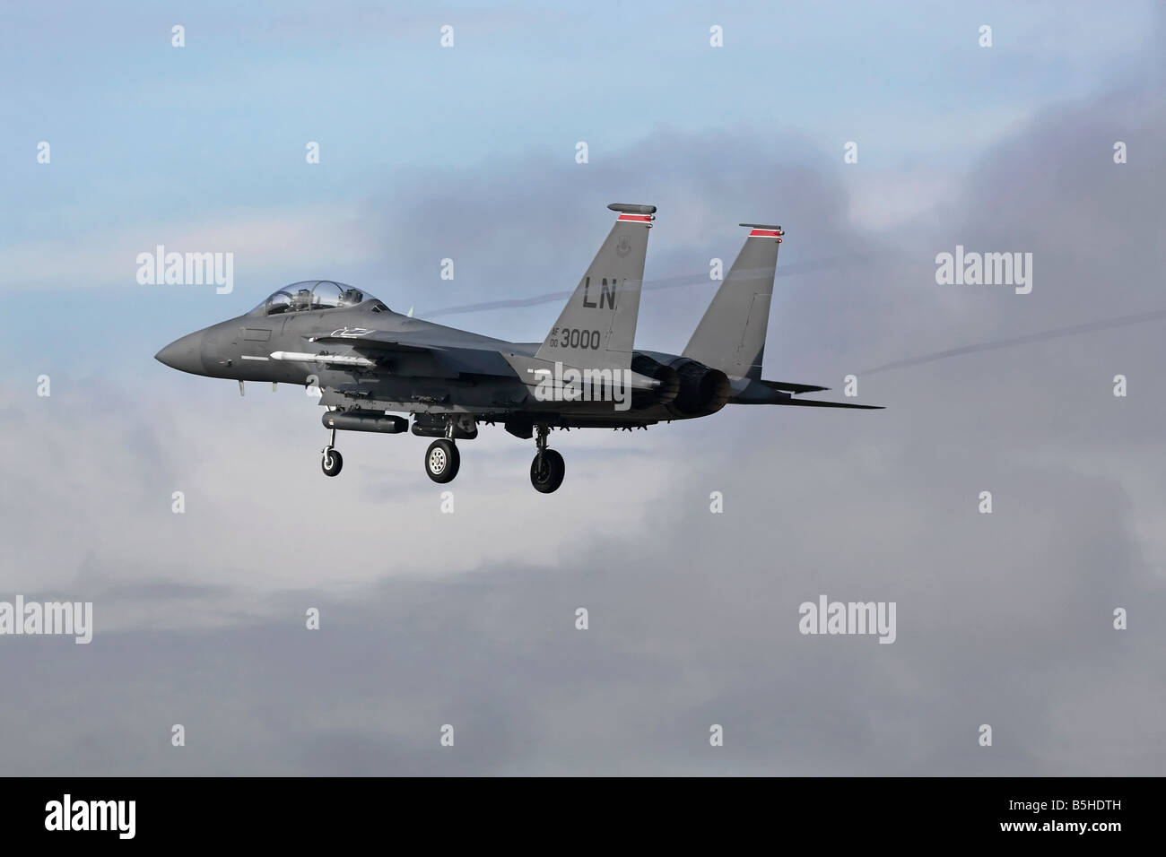 F15e Auf Eagle Schlagen Stockfoto