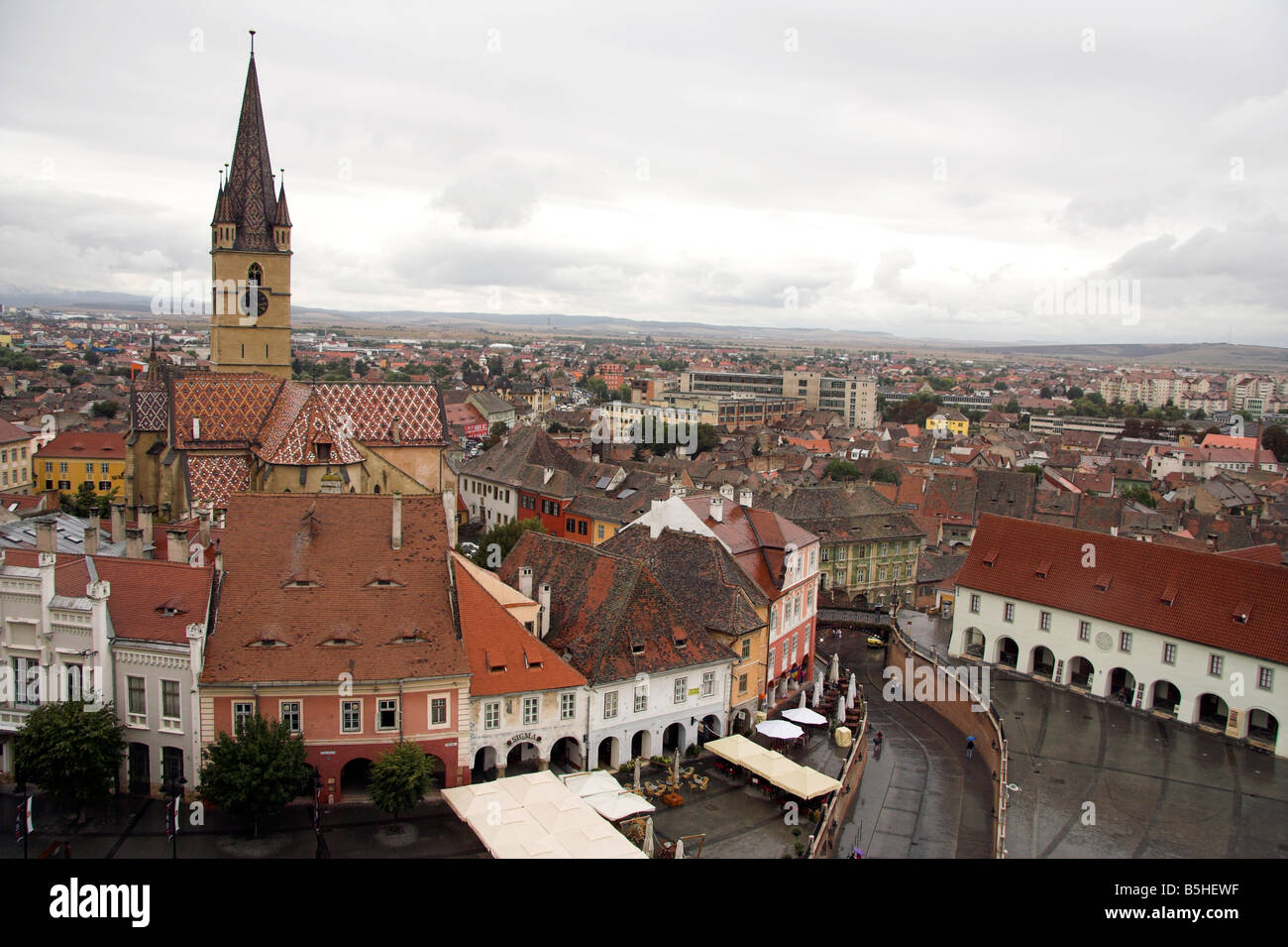 Panoramablick auf Piata Mica, Plätzchen, evangelische Kirche, Sibiu, Siebenbürgen, Rumänien Stockfoto