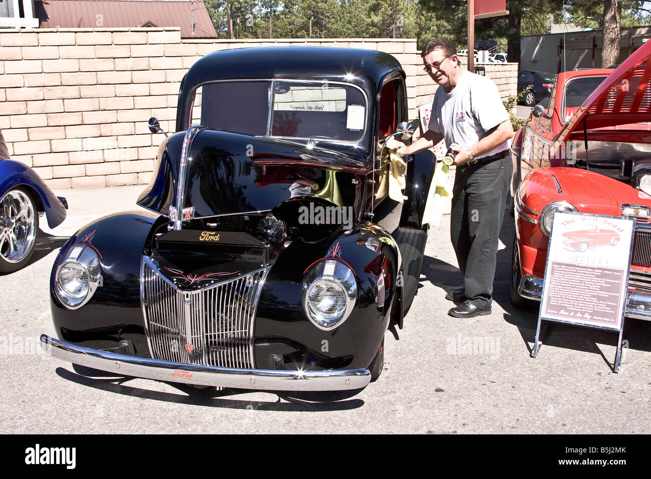 Schwarzer Ford V8 zwei türiges Coupé. Stockfoto