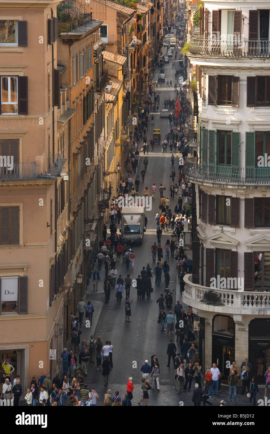 Straße im Zentrum von Rom Italien von Piazza di Spagna Stockfoto