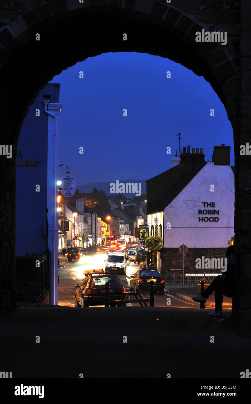 High Street von Monnow Brücke, Monmouth, Monmouthshire, Wales, UK Stockfoto